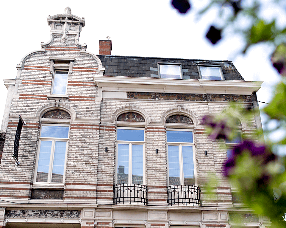 Façade de l'hôtel de la poste à Ellezelles